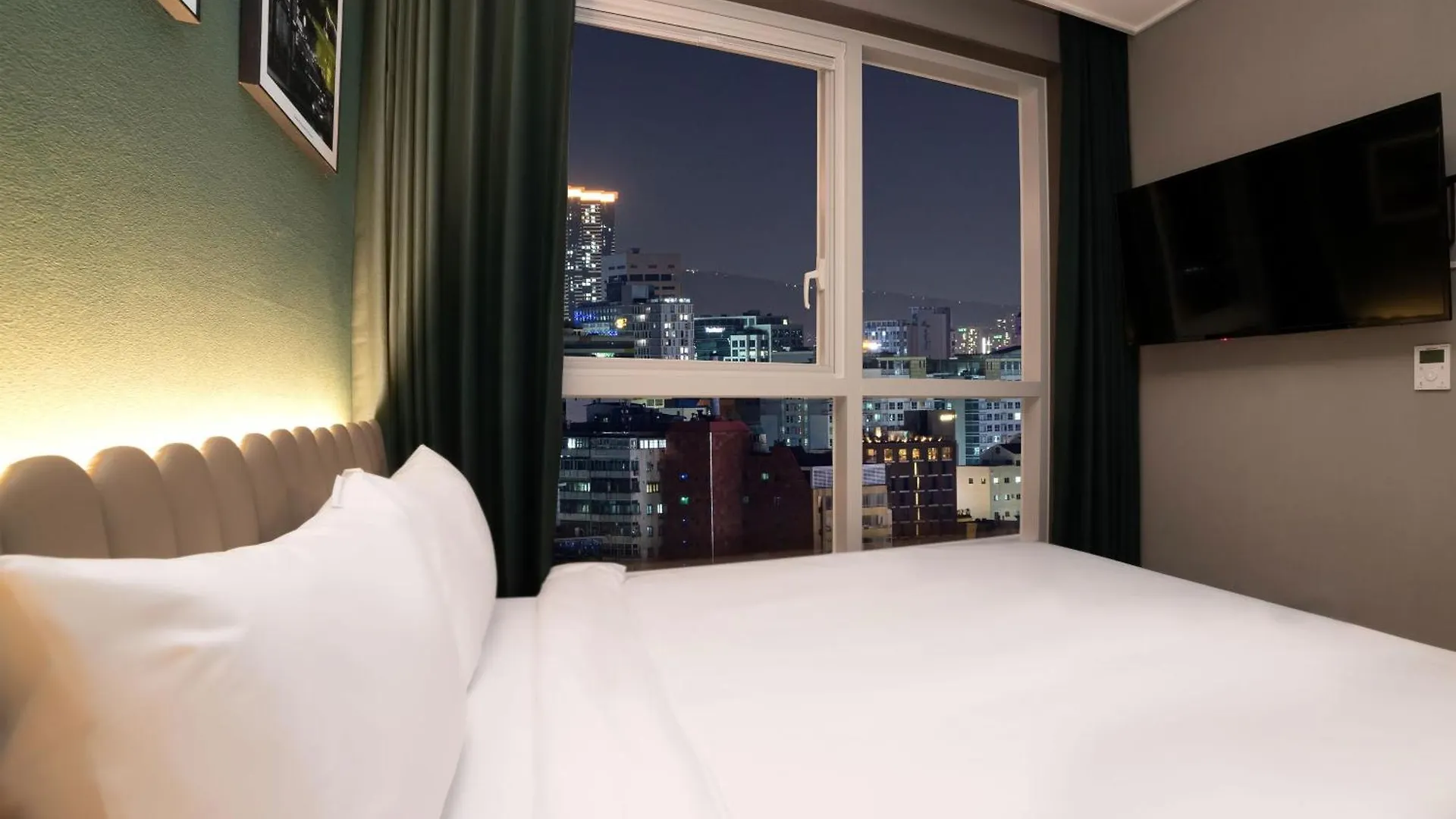 Hotel Busan Nampo Cotice The Ground